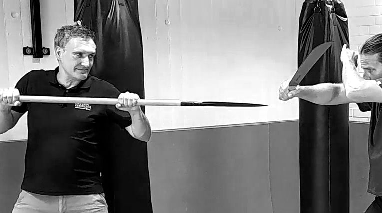 Latosa Escrima Speer und Langstock Seminar mit Master Kai Kühn in Deutschland Latosa Escrima Speer Langstock Seminar Deutschland